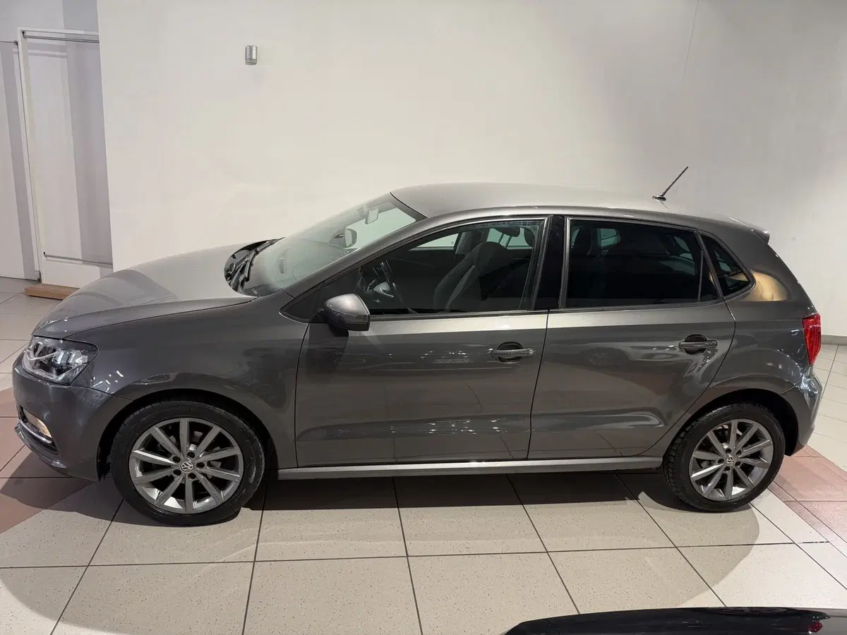 Volkswagen Polo usata a Genova (2)