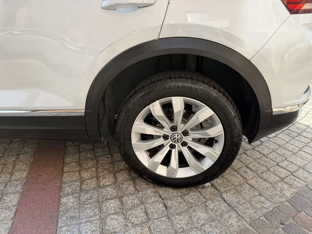 Volkswagen T-Roc usata a Genova (13)