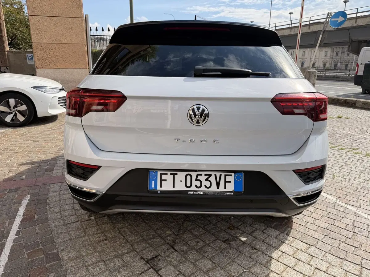 Volkswagen T-Roc usata a Genova (4)