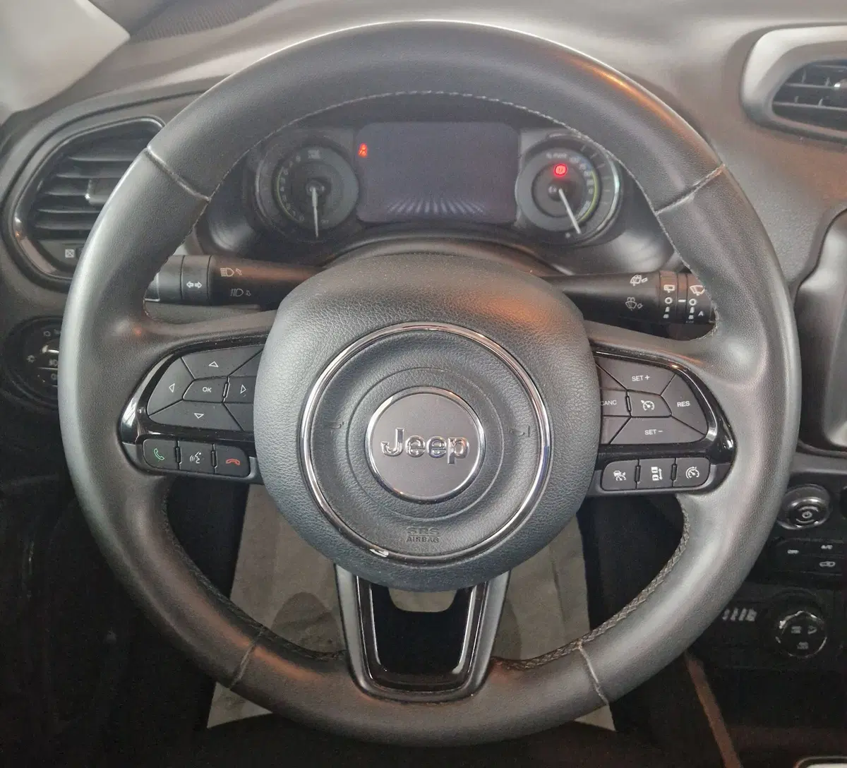 Jeep Renegade usata a Terni (12)