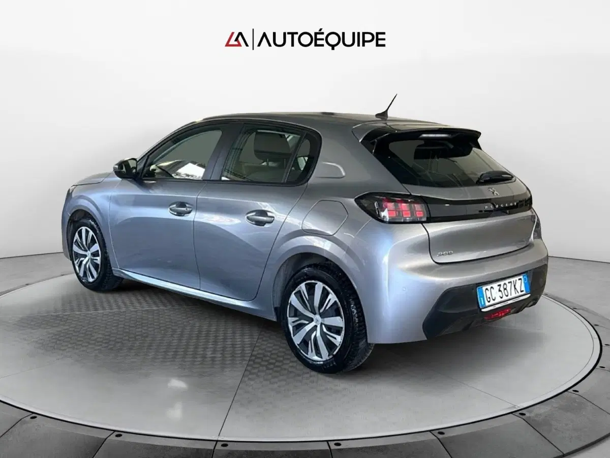 Peugeot 208 usata a Roma (3)