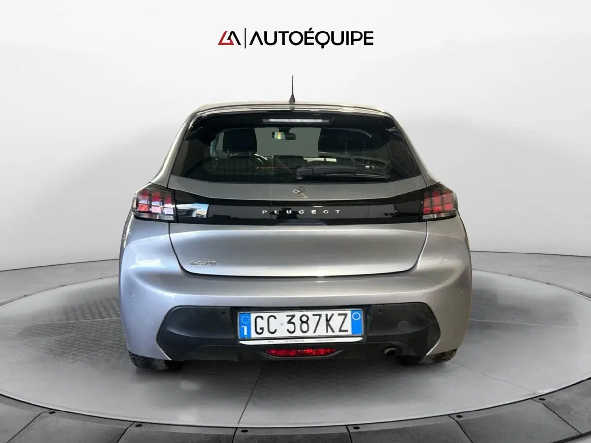 Peugeot 208 usata a Roma (4)