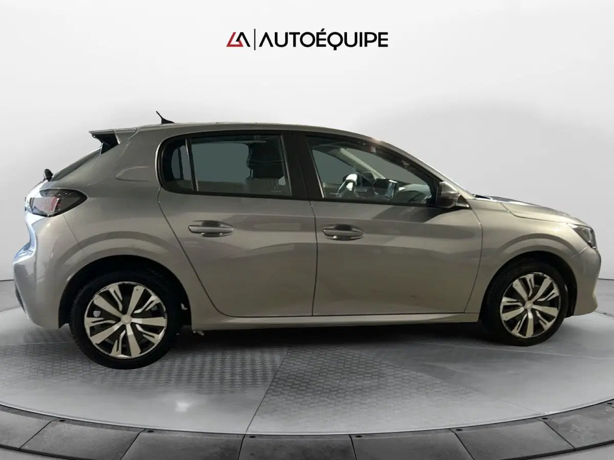 Peugeot 208 usata a Roma (6)