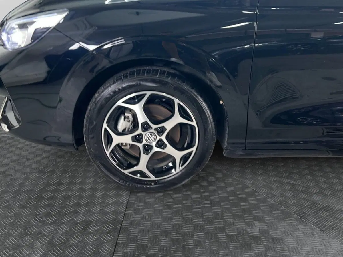 Mg MG3 usata a Roma (9)