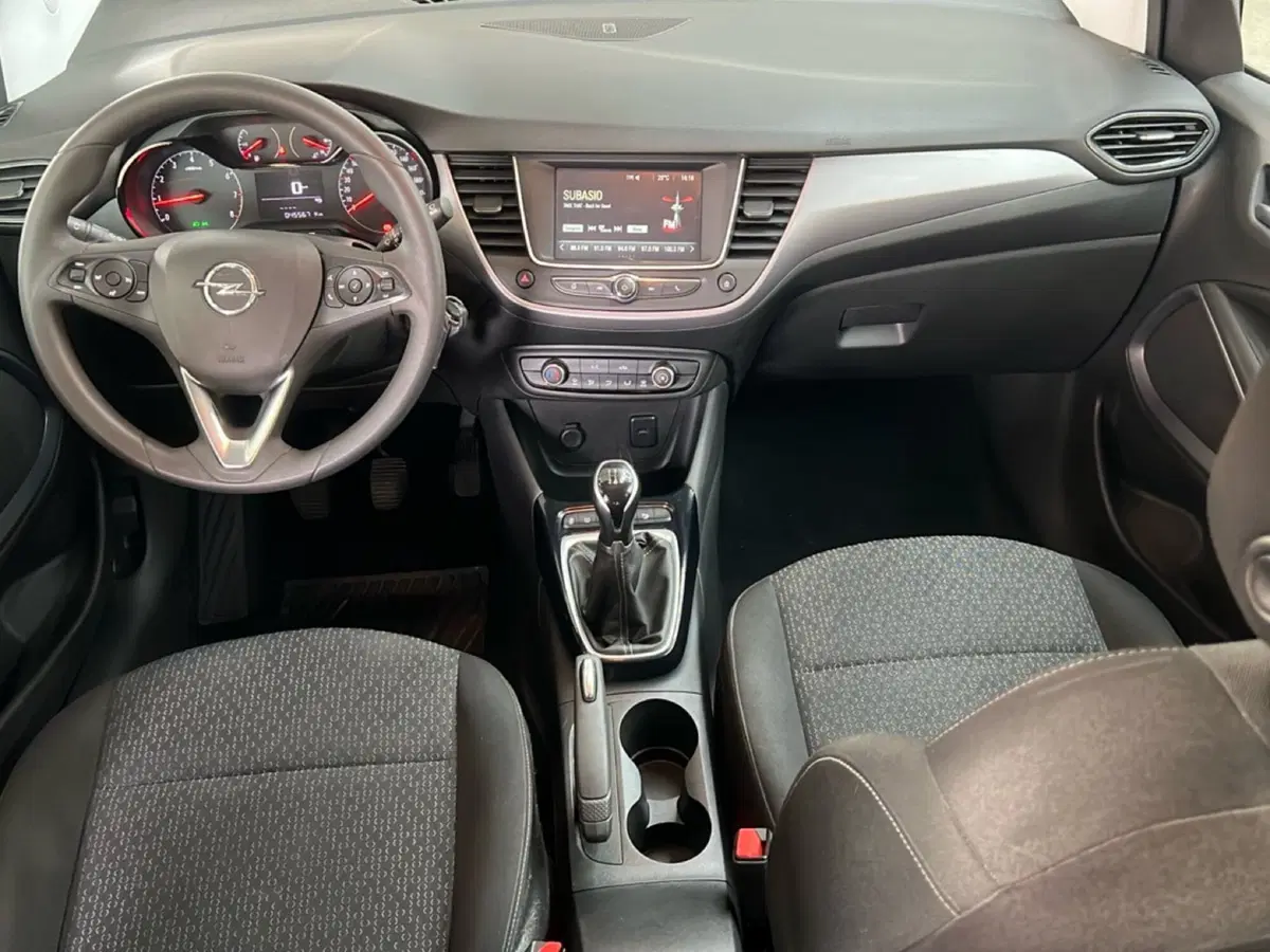 Opel Crossland X usata a Roma (11)