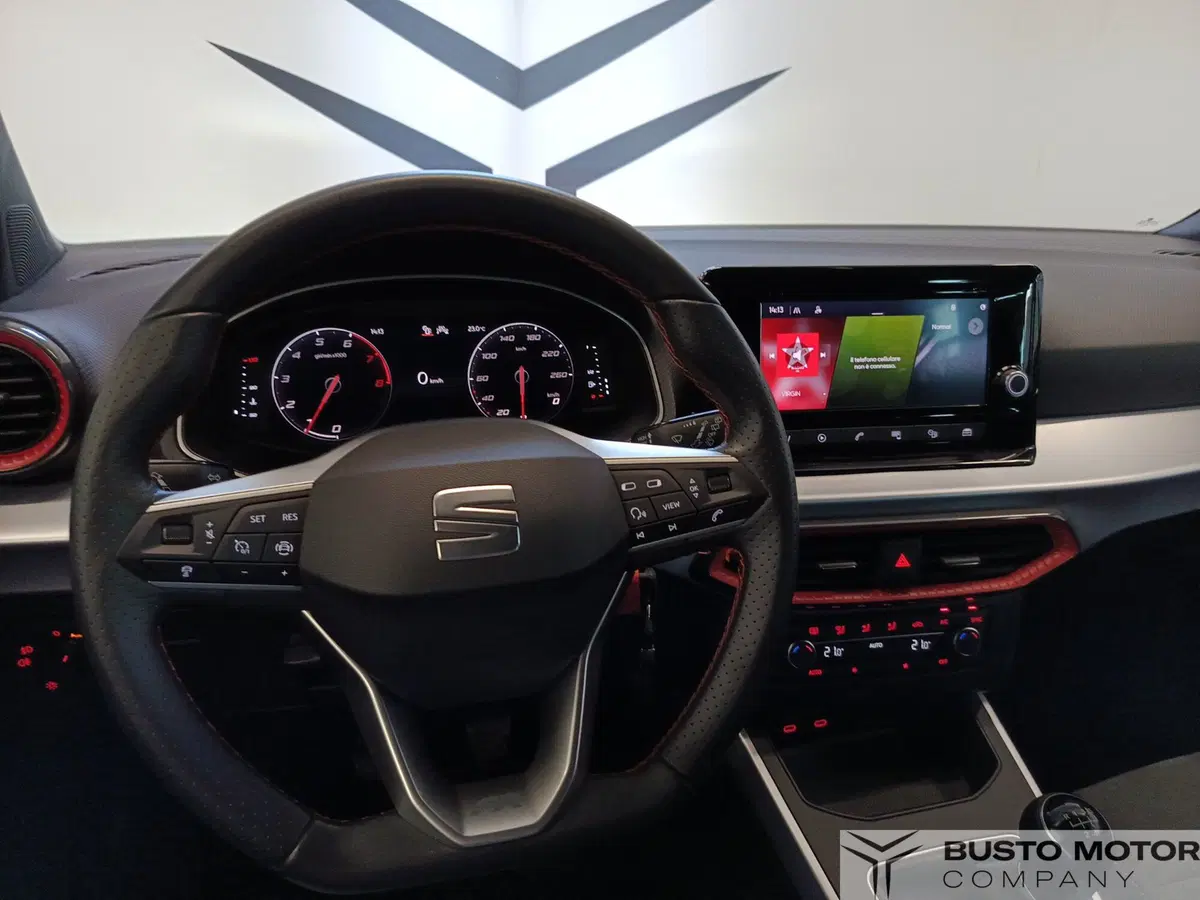 SEAT Arona usata a Varese (14)