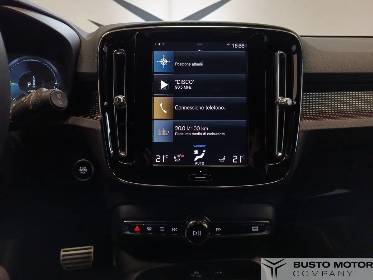 Volvo XC40 usata a Varese (13)