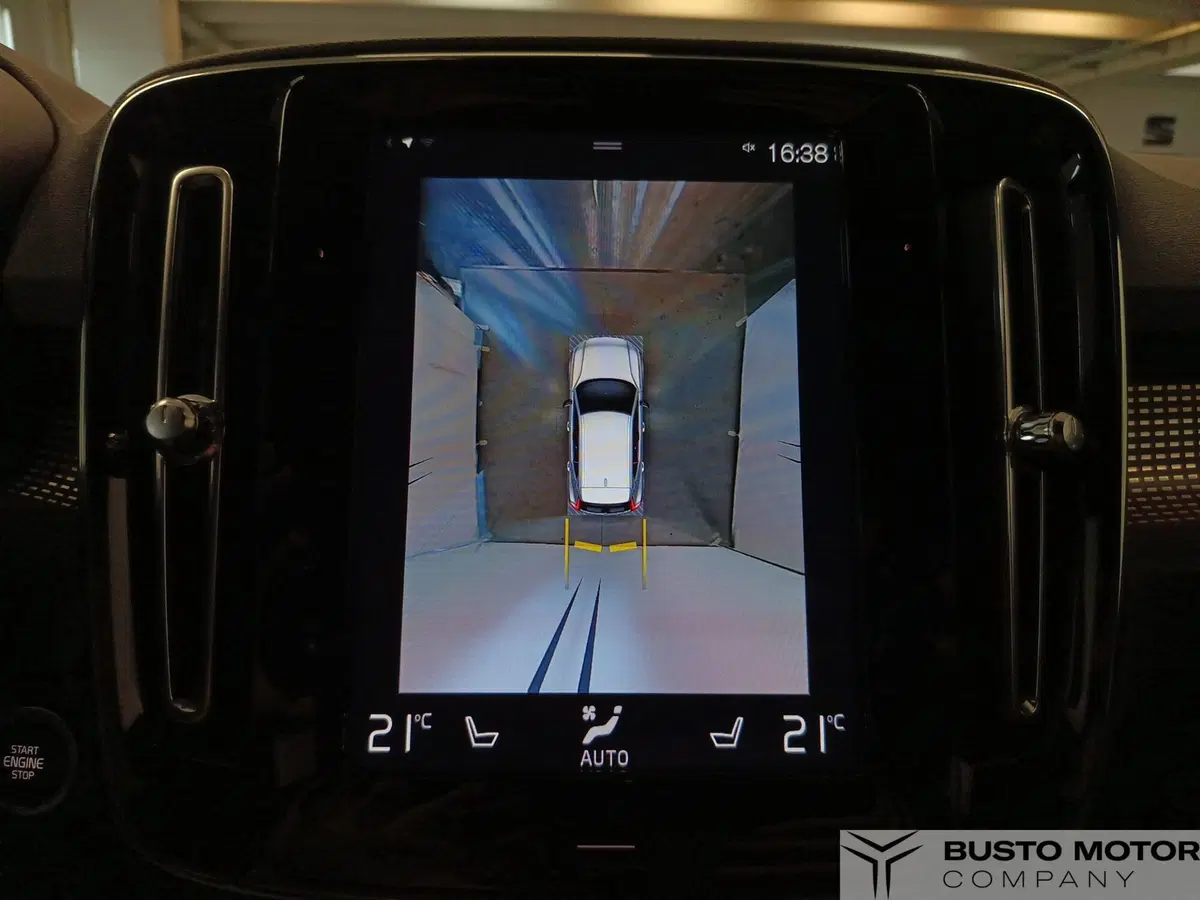 Volvo XC40 usata a Varese (16)
