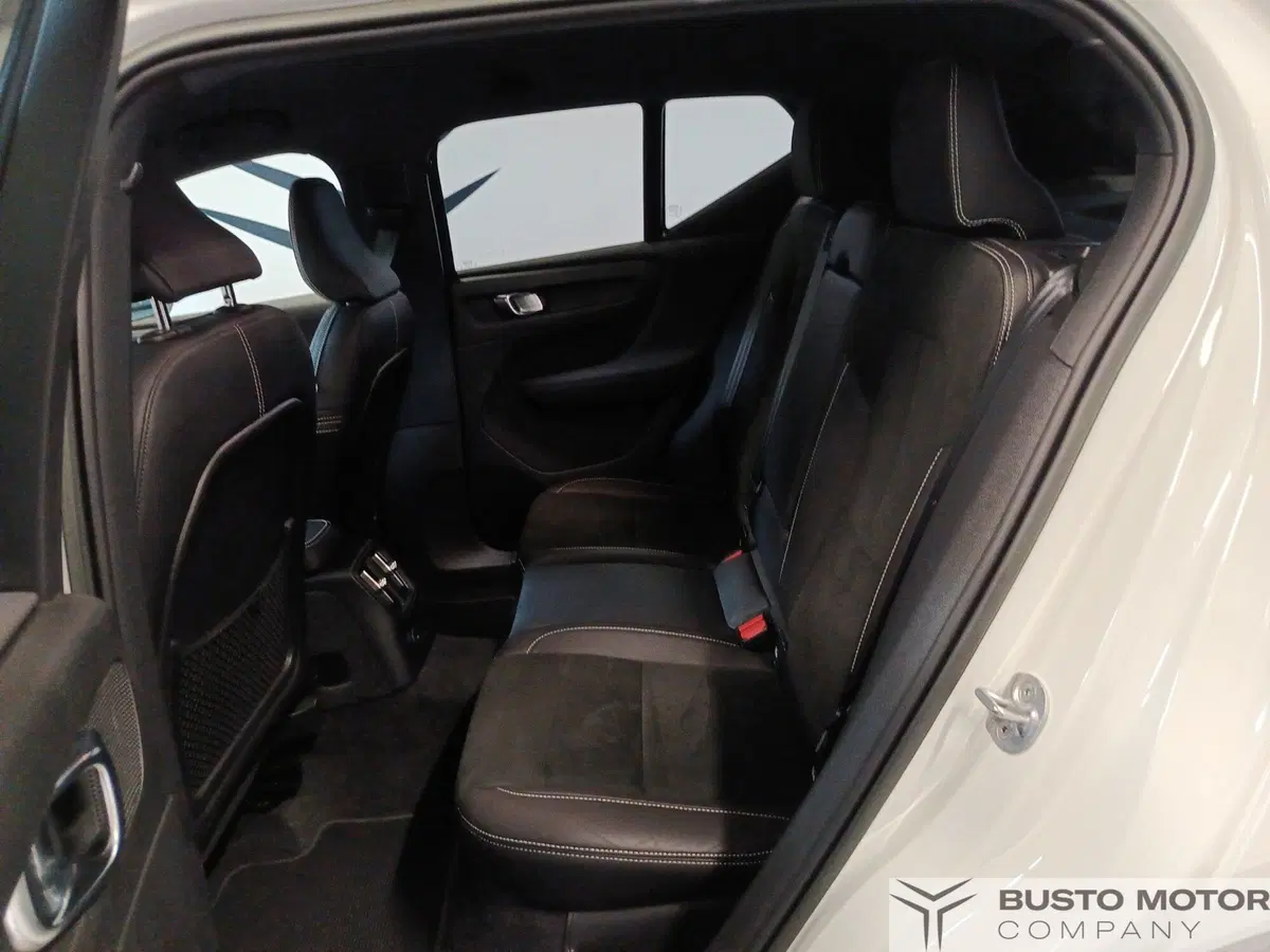 Volvo XC40 usata a Varese (9)