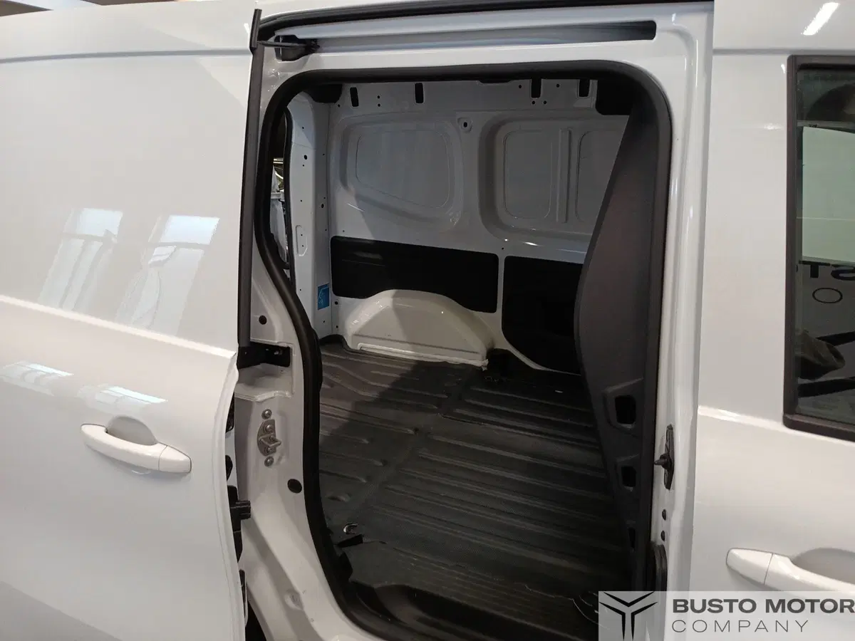Nissan Townstar usata a Varese (8)