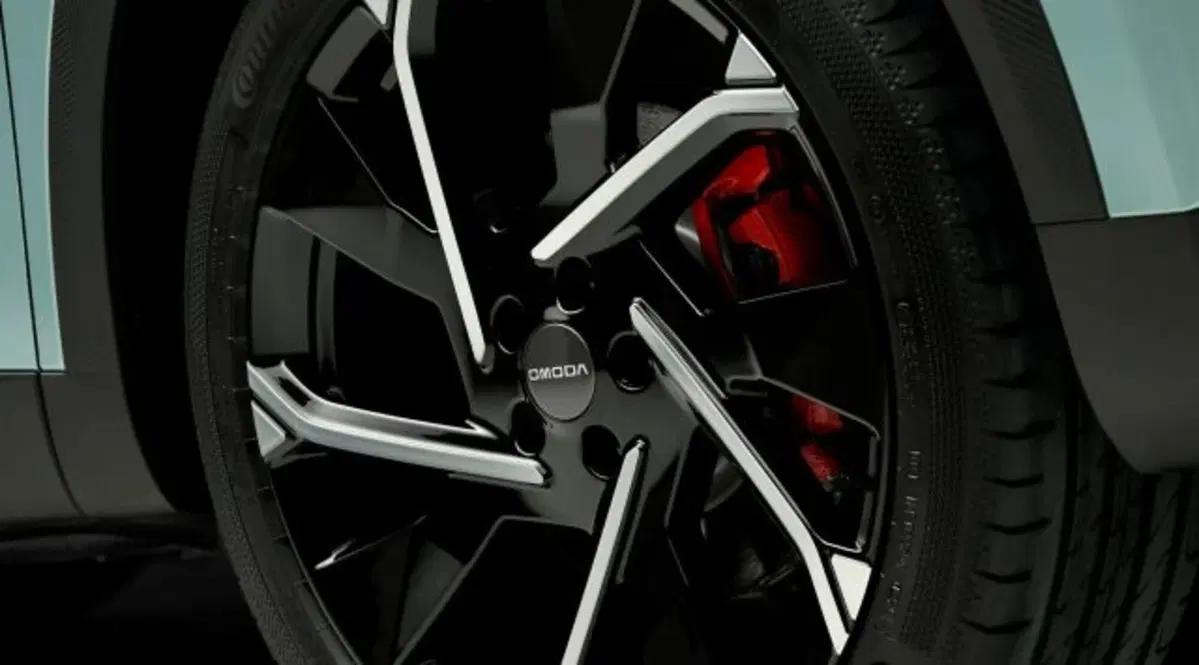 Omoda Omoda 7 SHS-P nuova a Potenza (13)