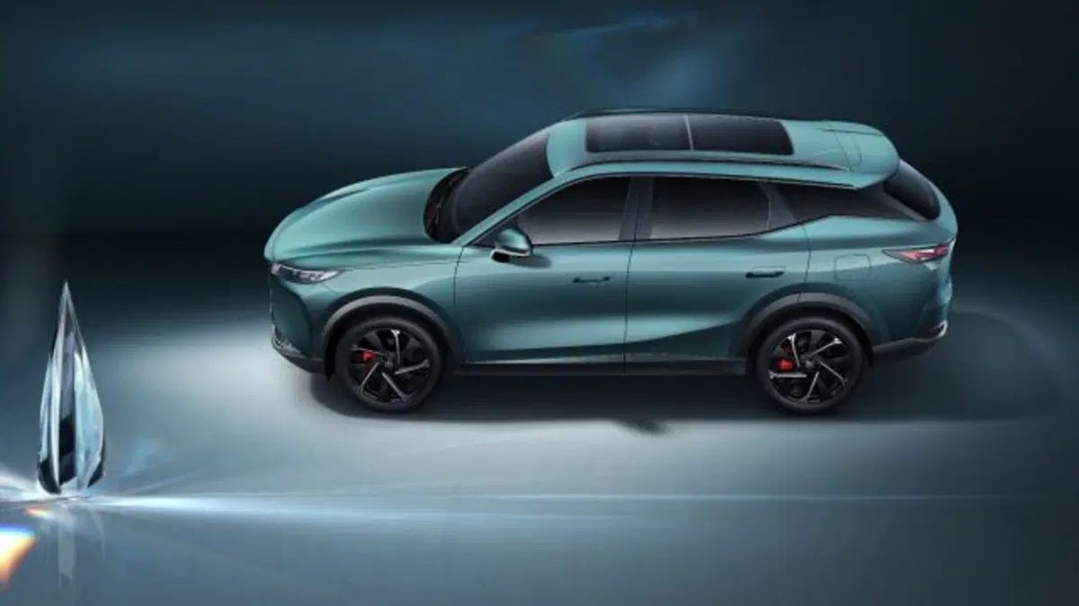 Omoda Omoda 7 SHS-P nuova a Potenza (5)