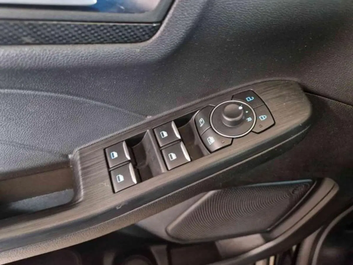 Ford Kuga usata a Bologna (16)