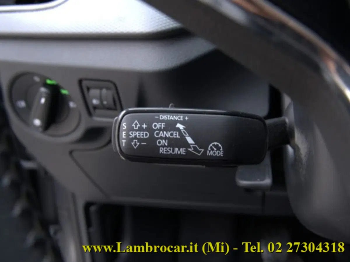 Skoda Kamiq usata a Milano (10)