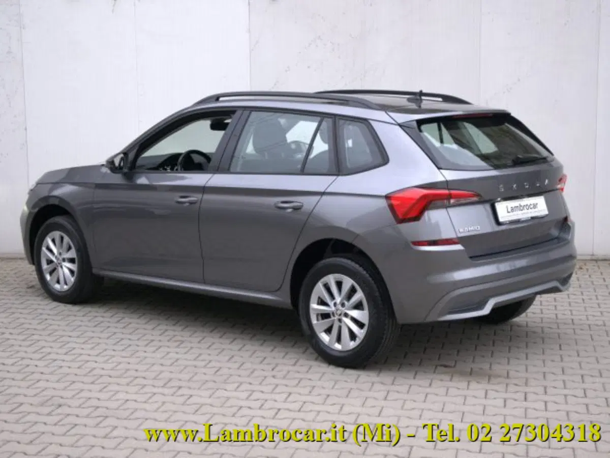 Skoda Kamiq usata a Milano (15)