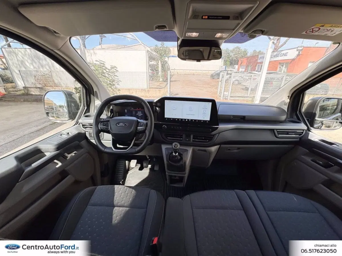 Ford Tourneo Custom usata a Roma (11)