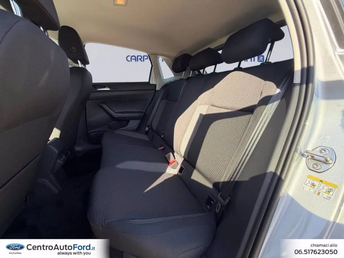 Volkswagen Polo nuova a Roma (13)