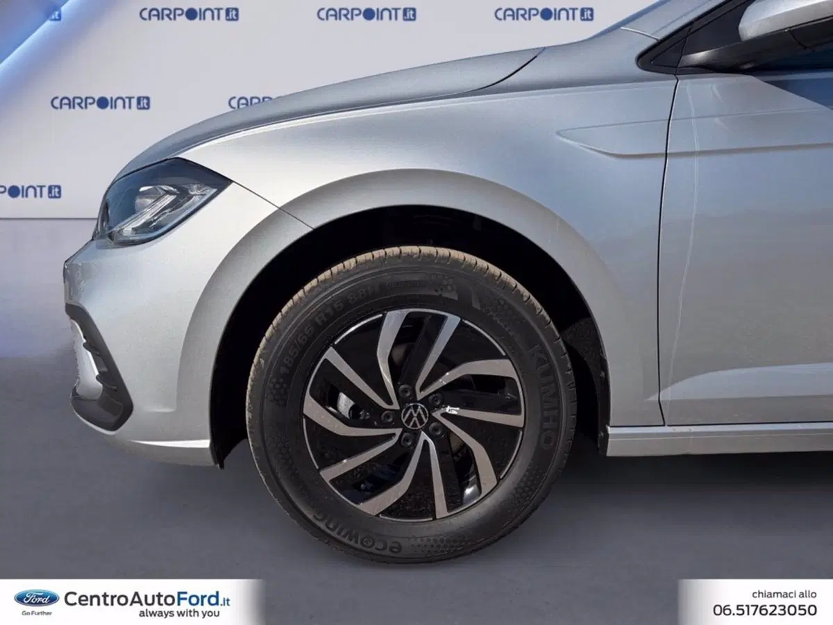 Volkswagen Polo nuova a Roma (14)