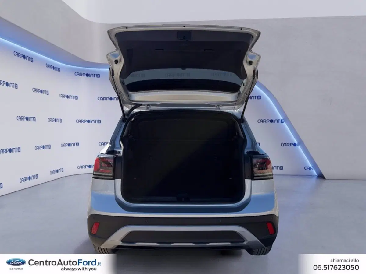 Volkswagen T-Cross nuova a Roma (17)