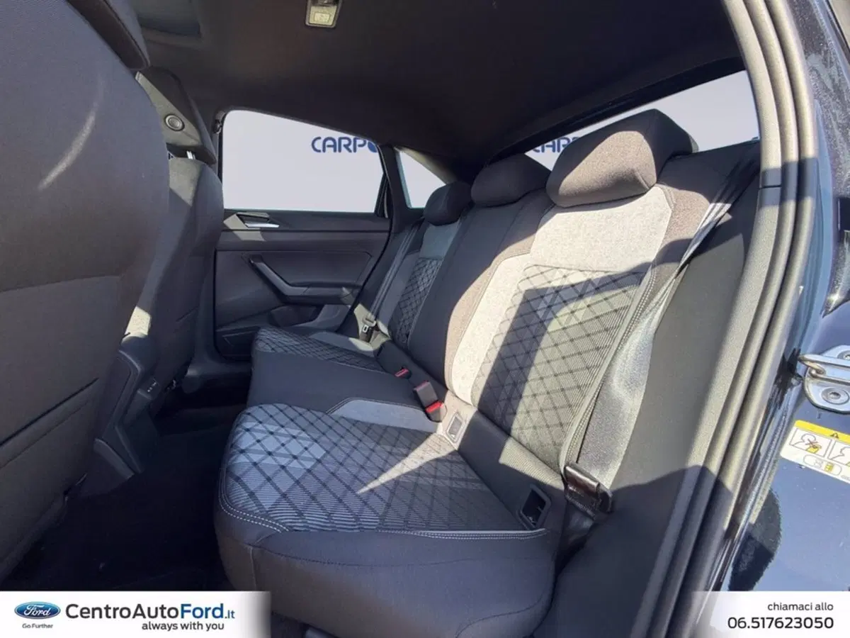 Volkswagen Taigo nuova a Roma (13)