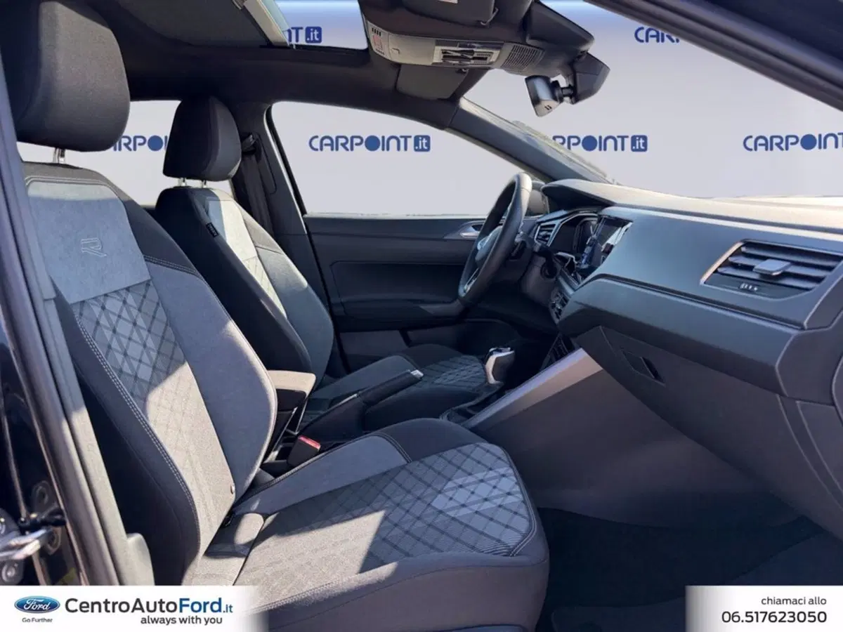 Volkswagen Taigo nuova a Roma (15)