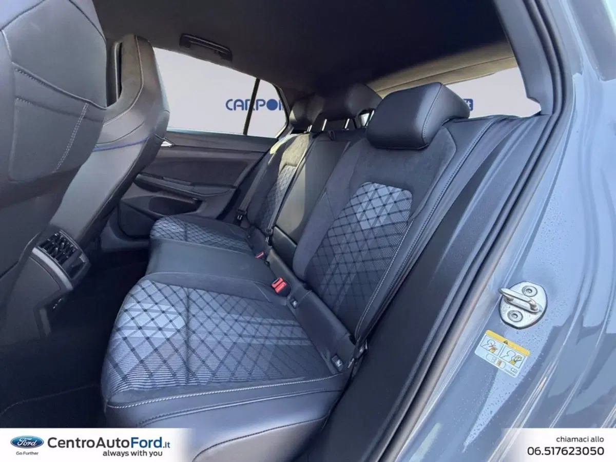 Volkswagen Golf Variant nuova a Roma (13)