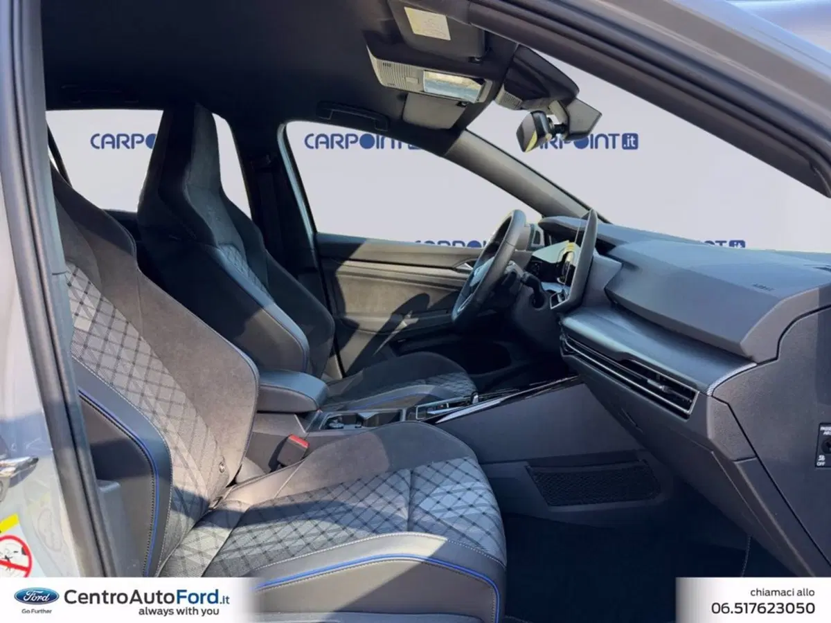 Volkswagen Golf Variant nuova a Roma (15)