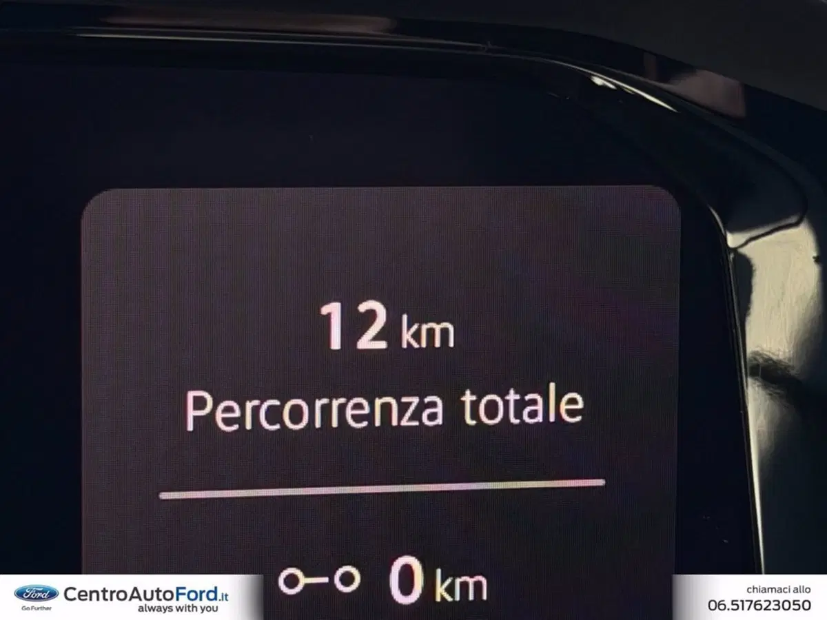 Volkswagen Multivan nuova a Roma (16)