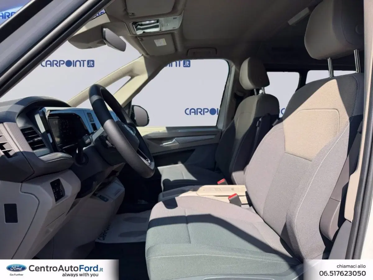 Volkswagen Multivan nuova a Roma (9)
