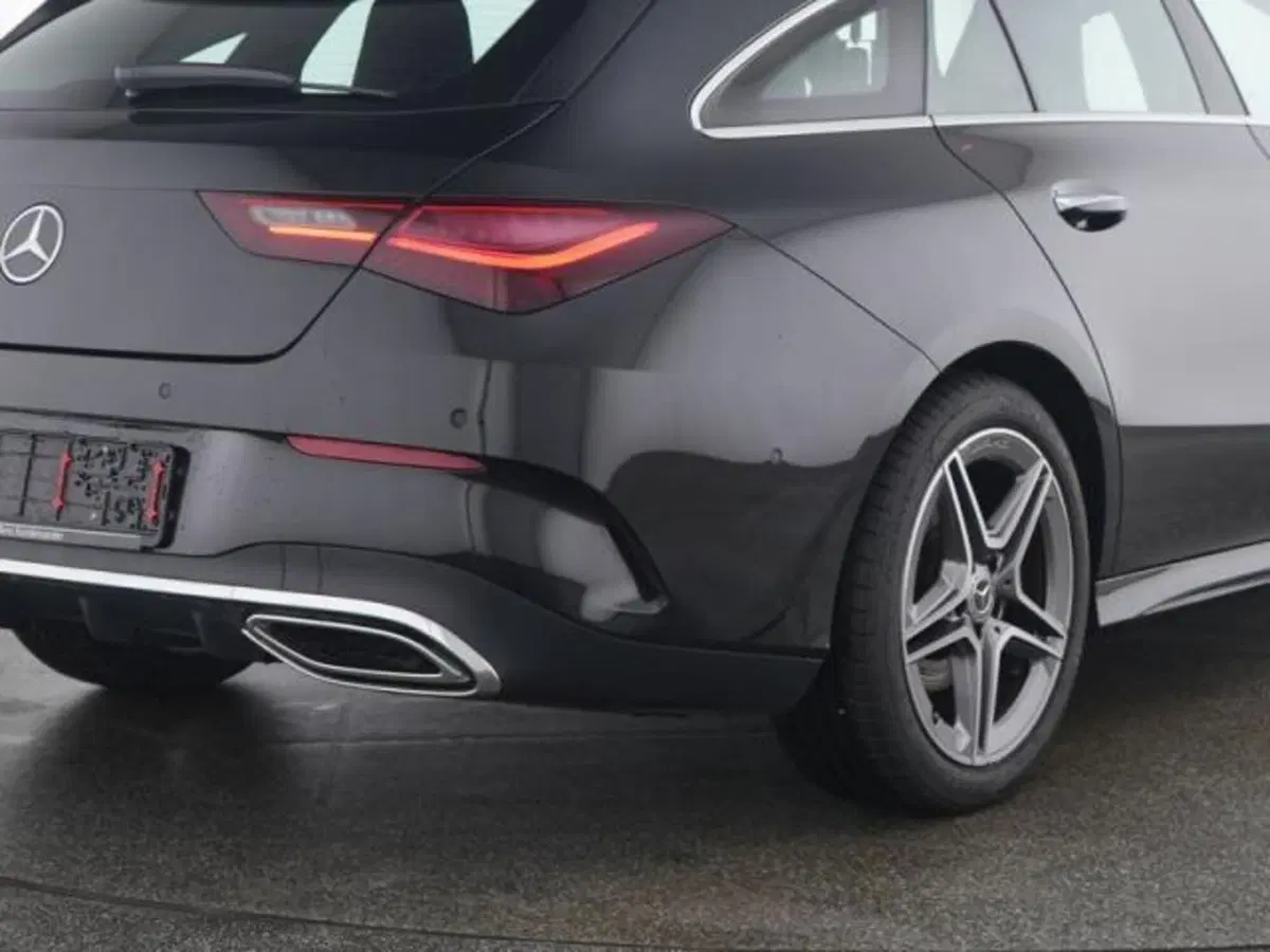 Mercedes-Benz CLA Shooting Brake usata a Milano (4)