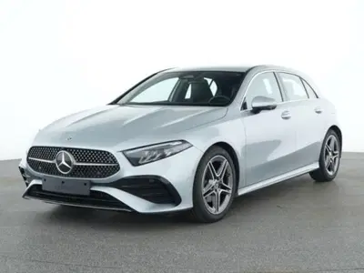Mercedes-Benz Classe A 180 Automatic Premium del 2026 usata a Abbiategrasso