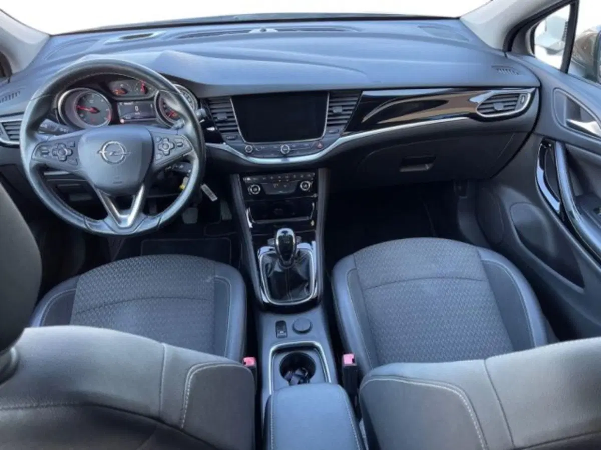 Opel Astra usata a Ancona (11)