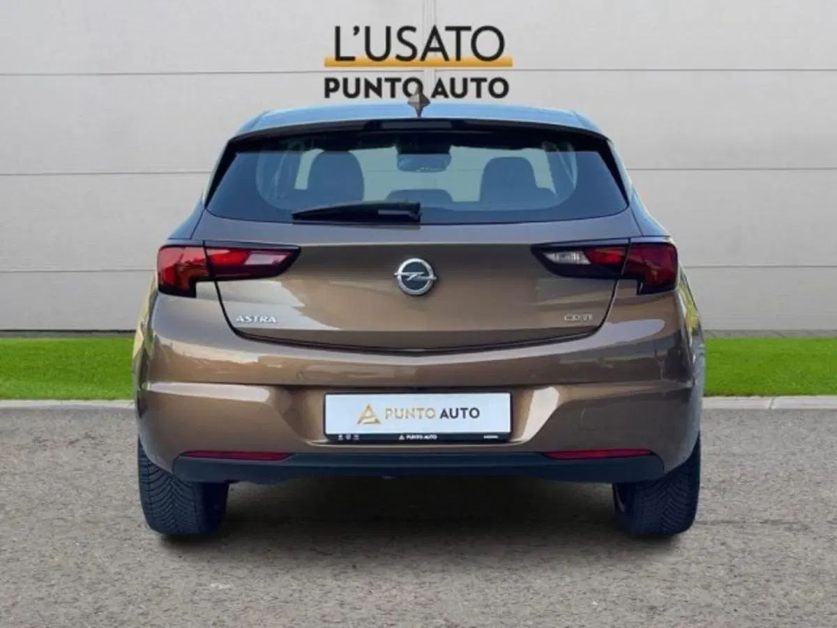 Opel Astra usata a Ancona (6)