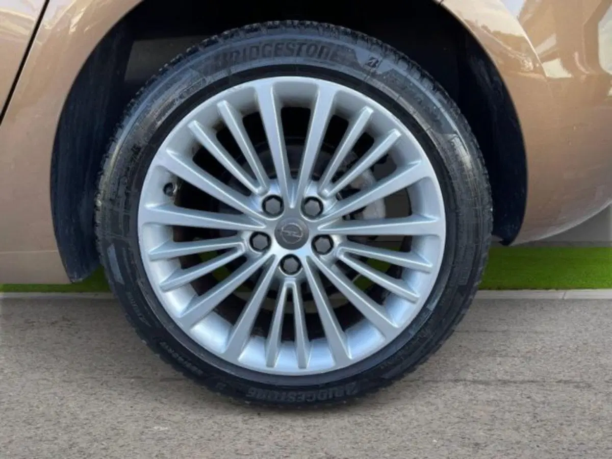 Opel Astra usata a Ancona (8)