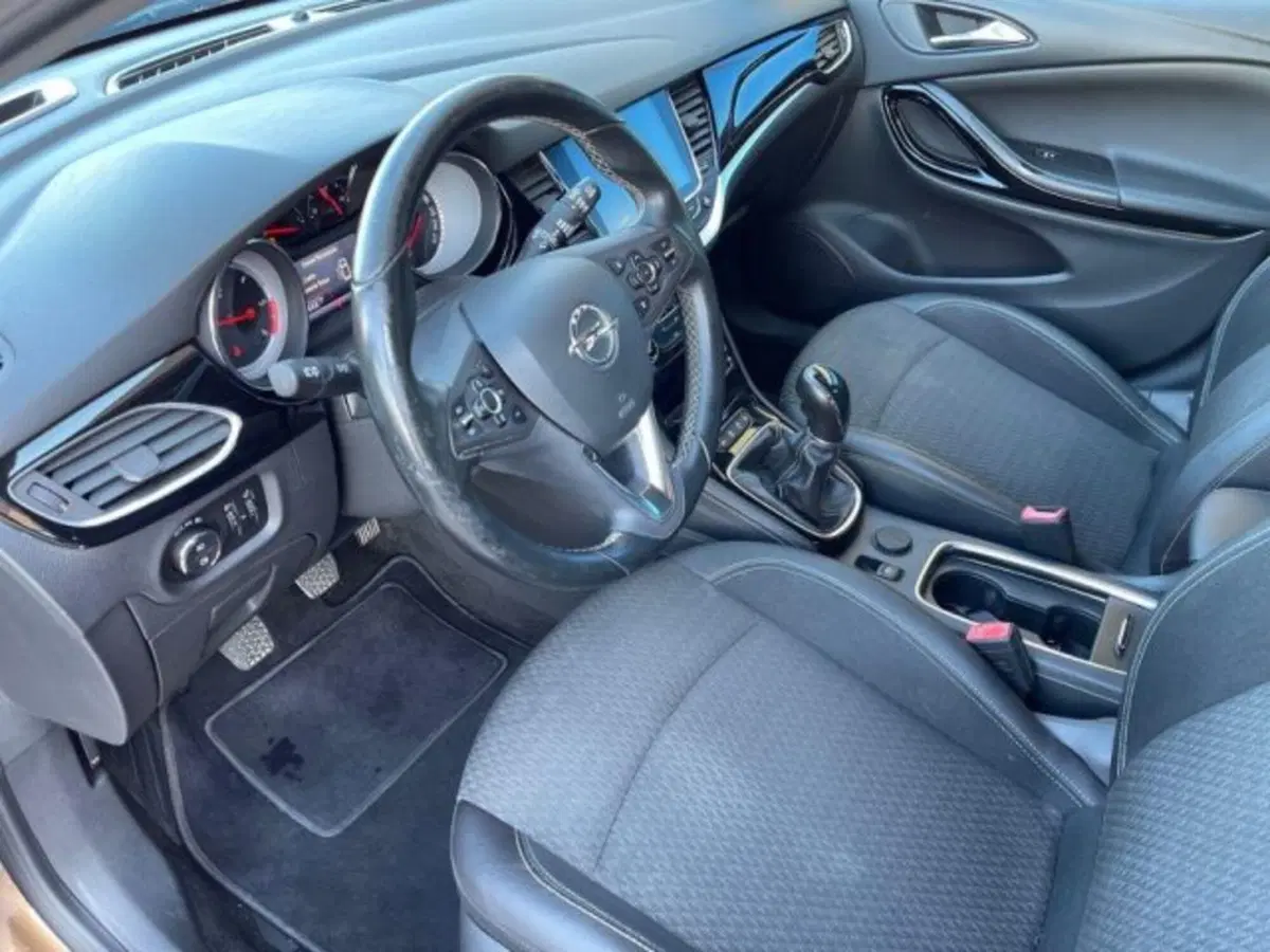 Opel Astra usata a Ancona (9)