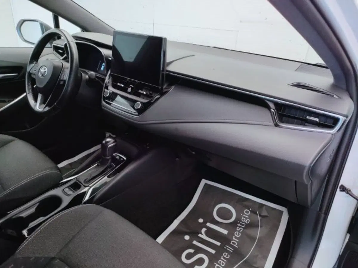 Toyota Corolla Touring Sports usata a Teramo (13)
