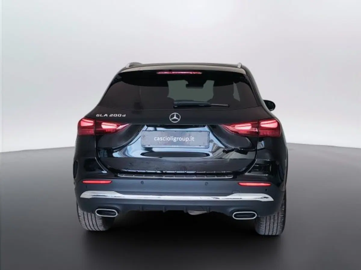 Mercedes-Benz GLA SUV usata a Teramo (6)