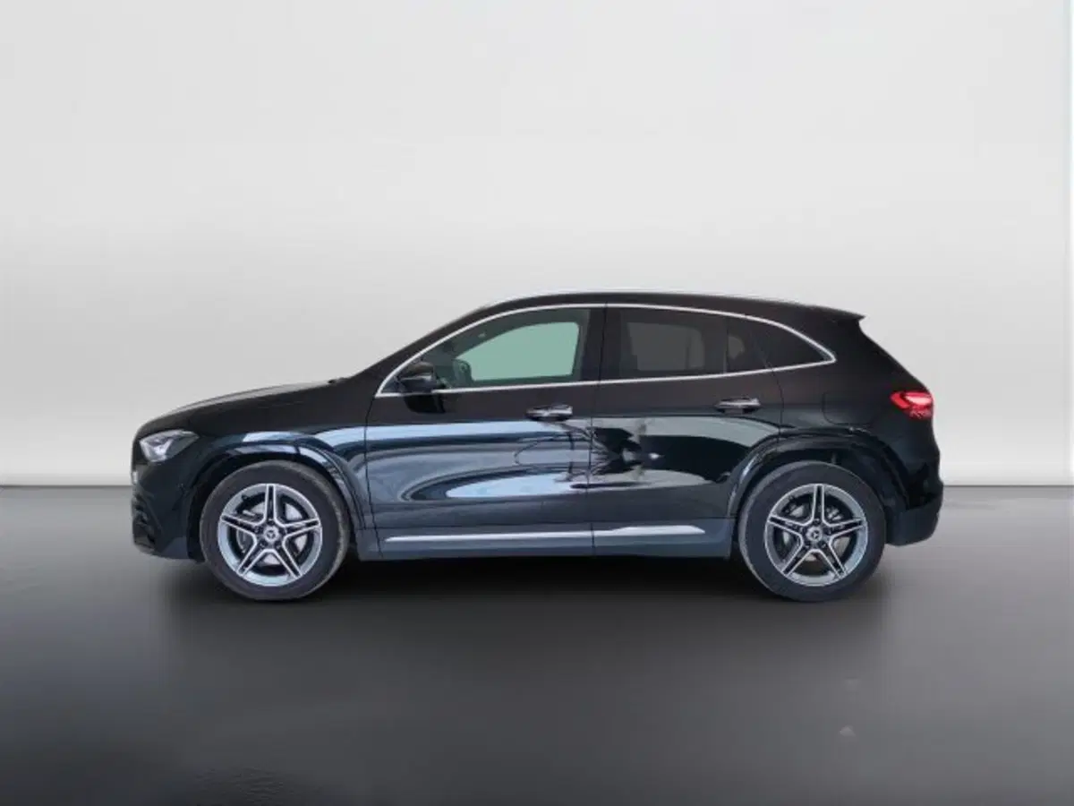 Mercedes-Benz GLA SUV usata a Teramo (8)