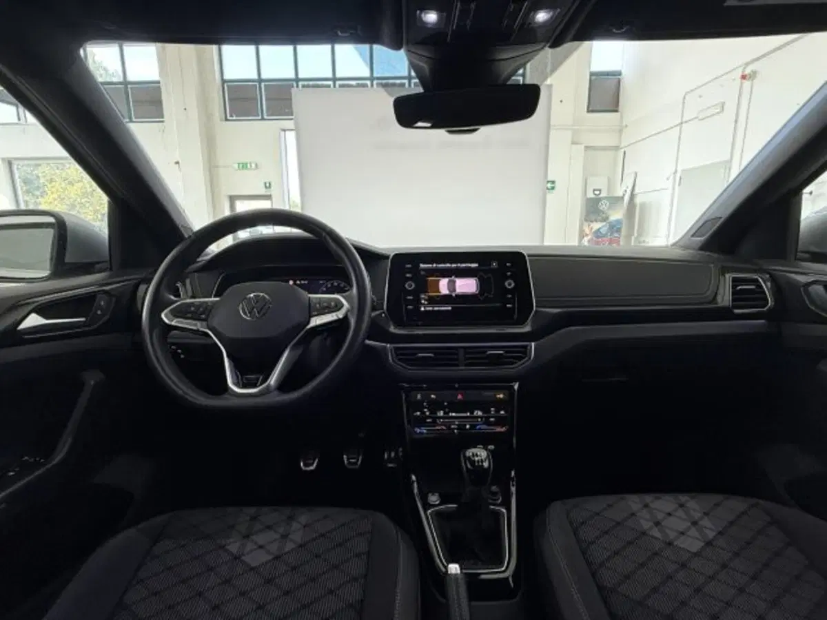 Volkswagen T-Cross usata a Cuneo (11)