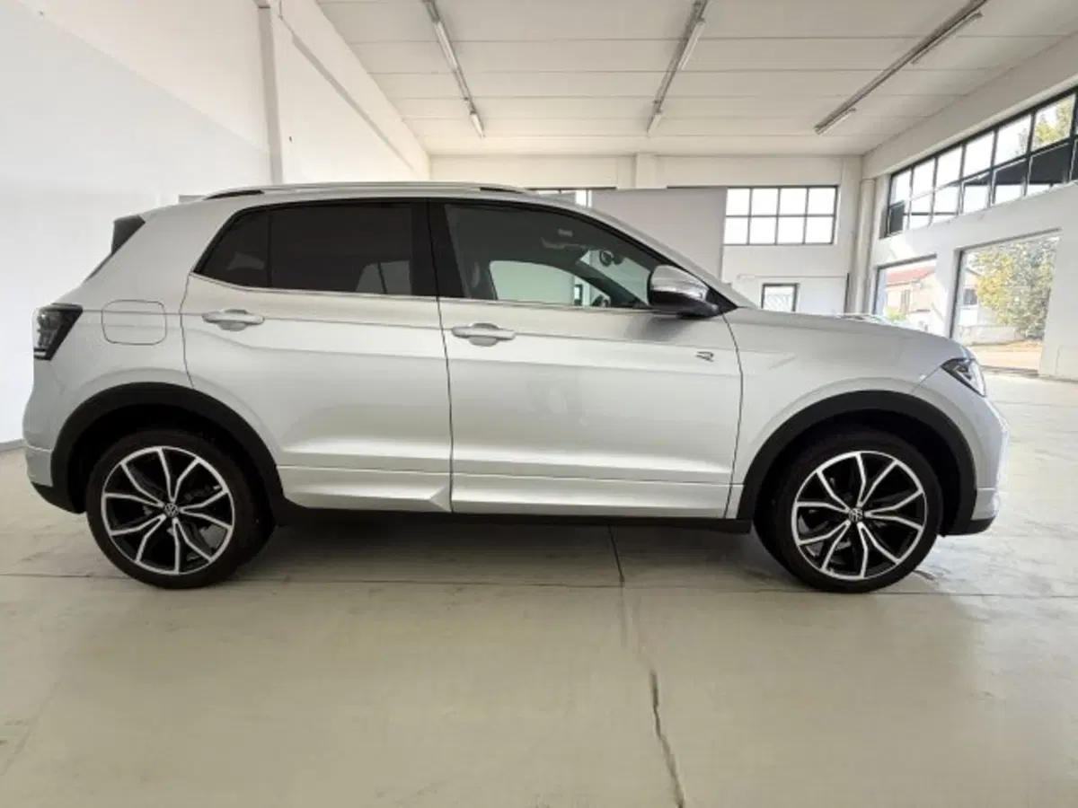 Volkswagen T-Cross usata a Cuneo (4)