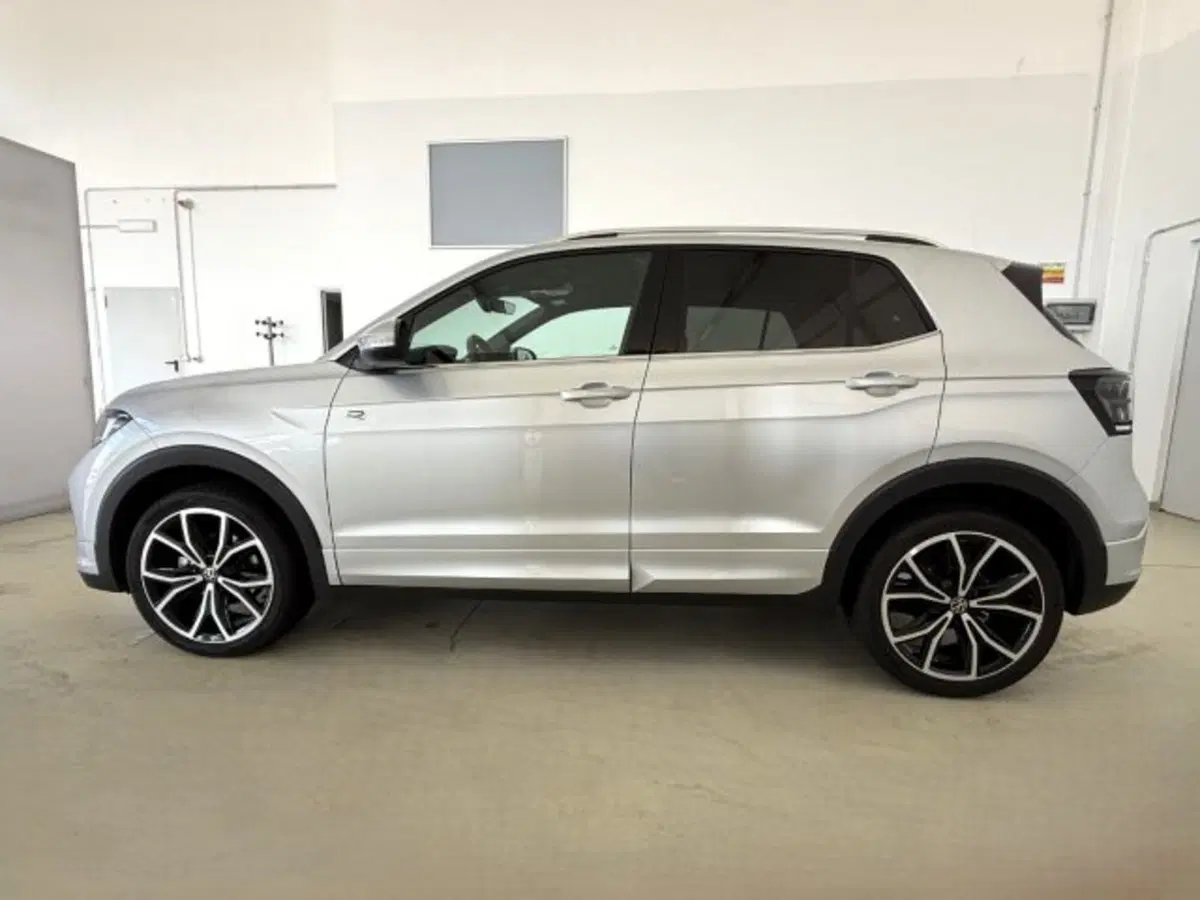 Volkswagen T-Cross usata a Cuneo (8)