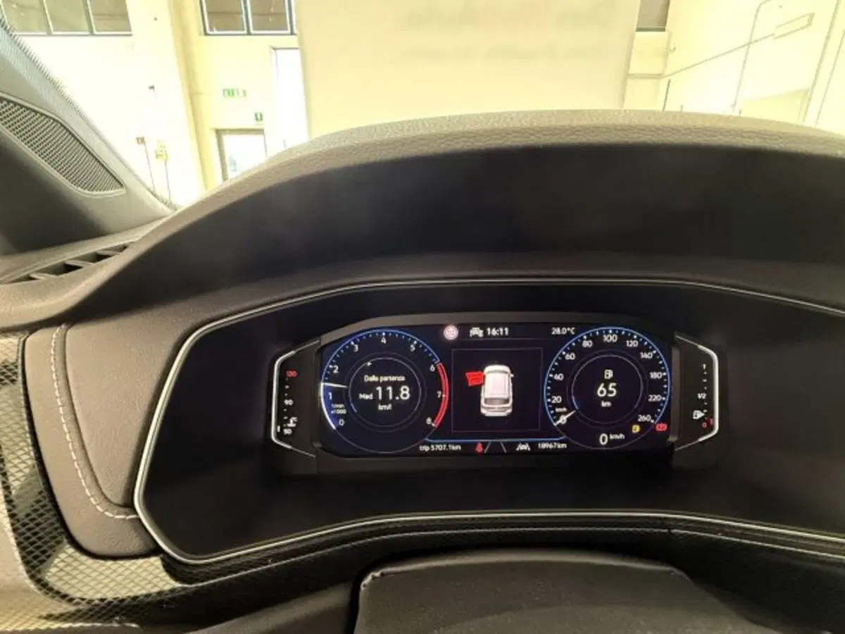 Volkswagen T-Cross usata a Cuneo (9)