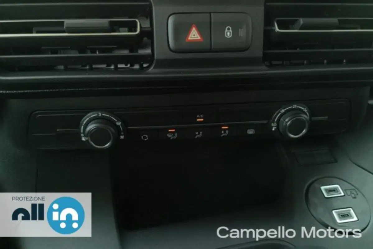 Fiat Doblò Furgone nuova a Venezia (13)