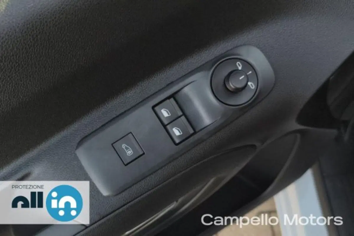 Fiat Doblò Furgone nuova a Venezia (16)