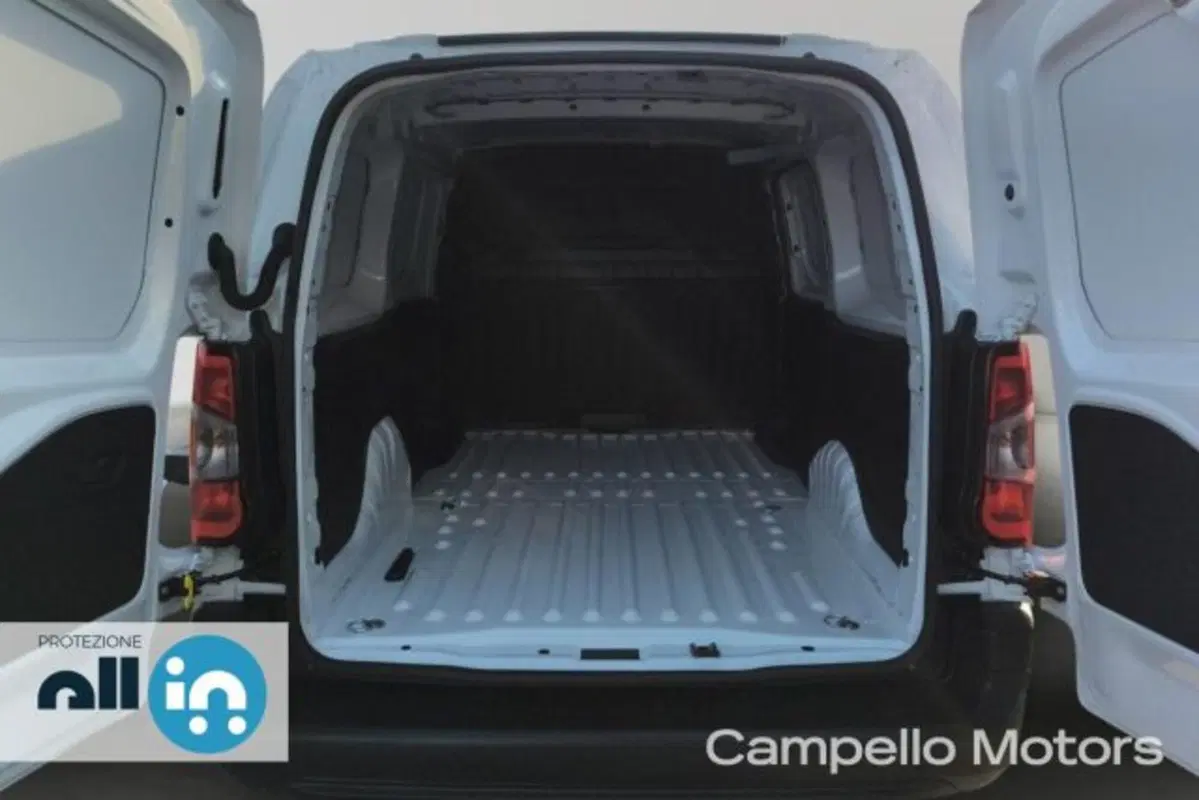 Fiat Doblò Furgone nuova a Venezia (17)