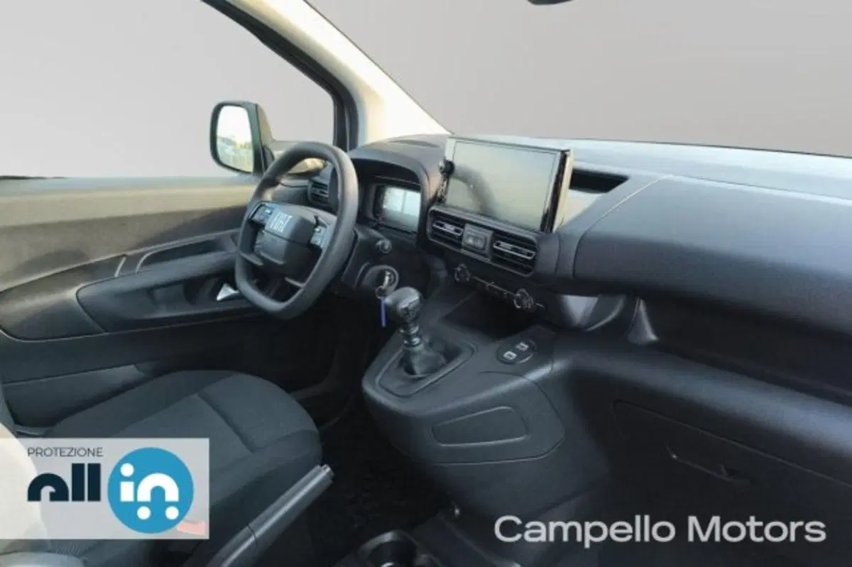 Fiat Doblò Furgone nuova a Venezia (8)