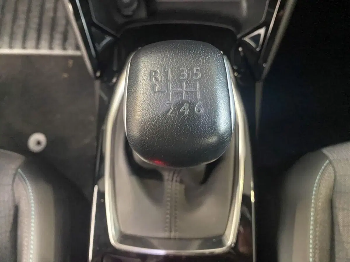 Peugeot 2008 usata a Torino (12)