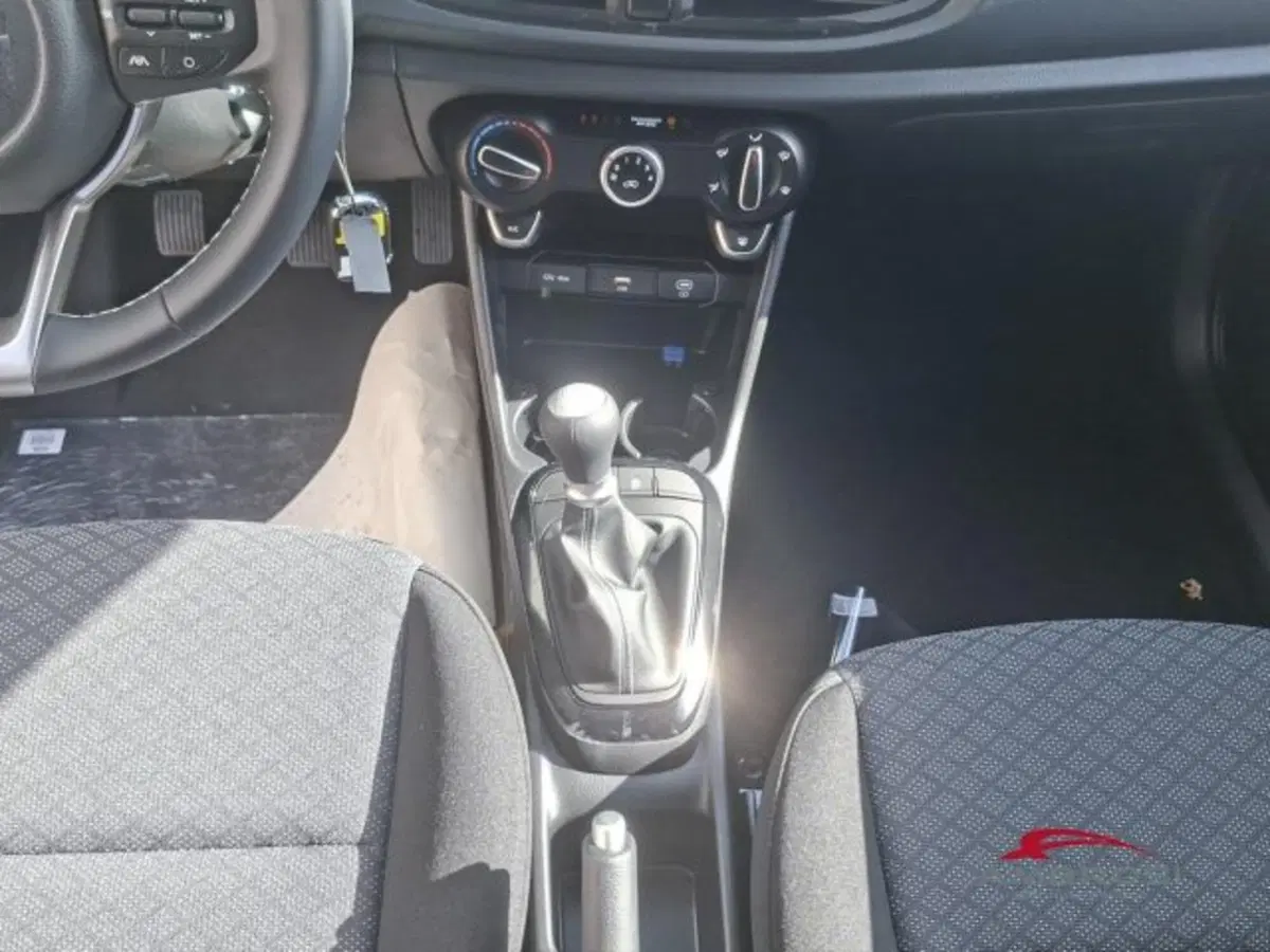 Kia Picanto nuova a Perugia (15)
