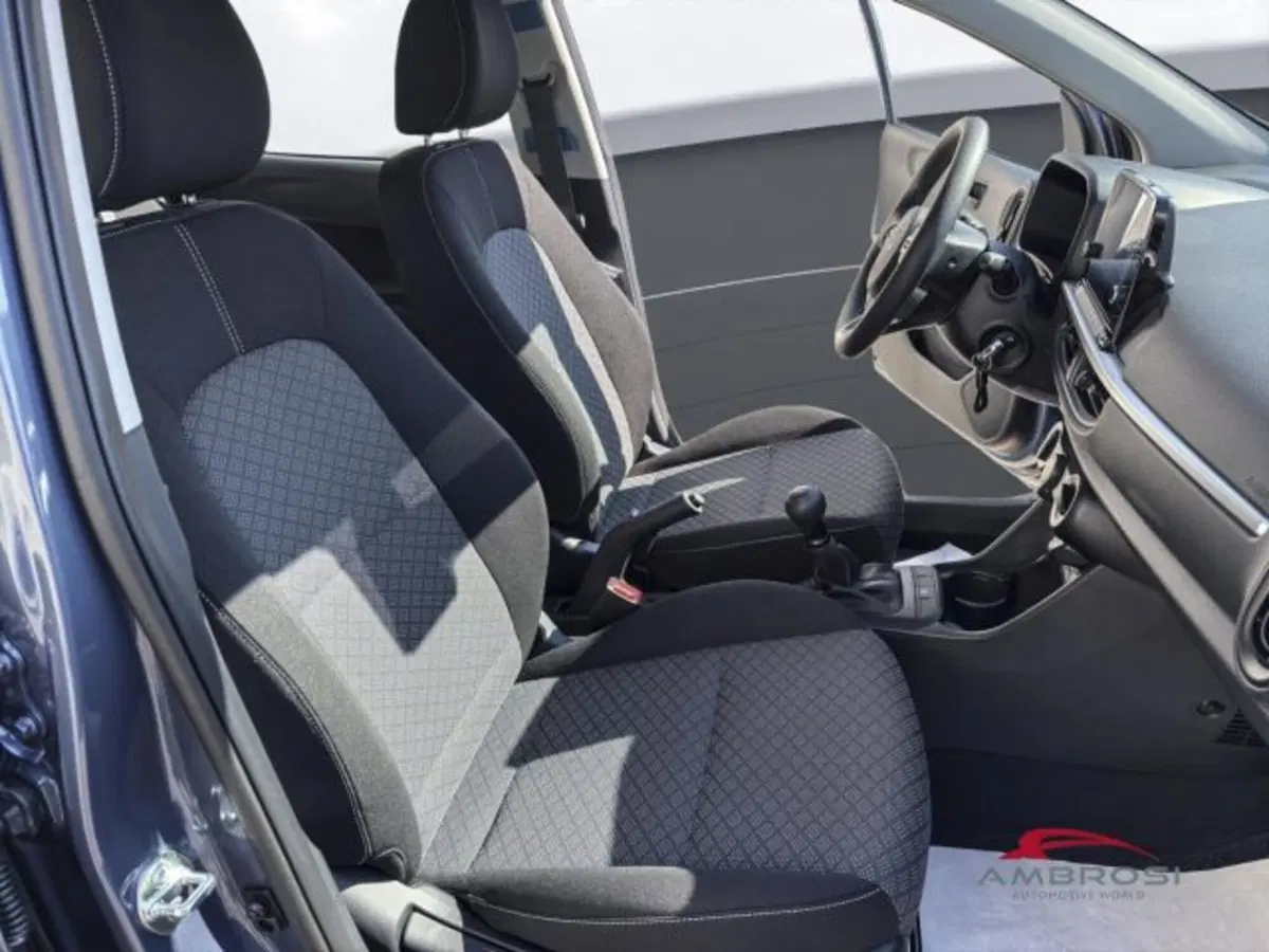 Kia Picanto nuova a Perugia (5)