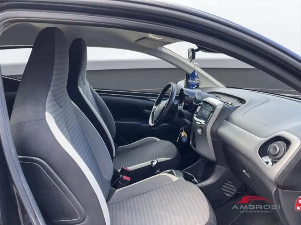 Toyota Aygo usata a Perugia (11)